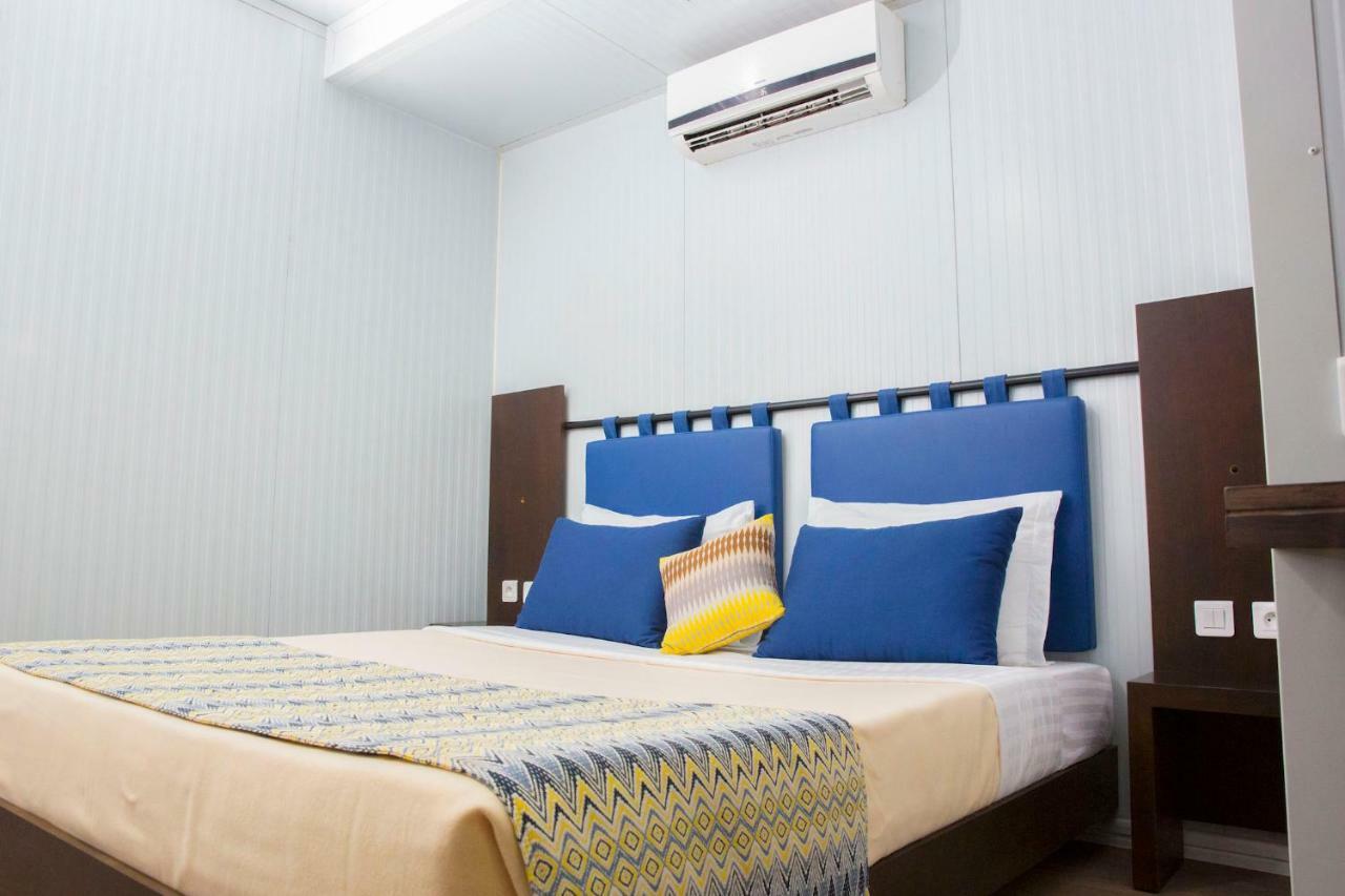 Dunia Hotel Ouagadougou Loumbila エクステリア 写真