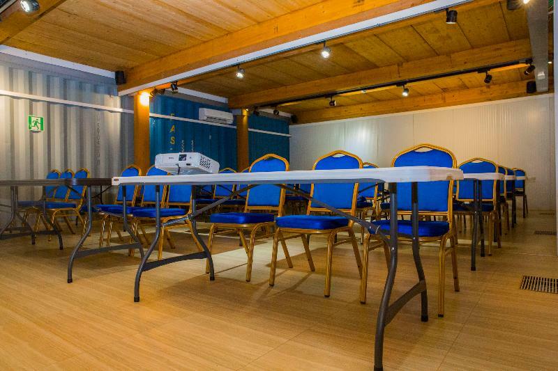 Dunia Hotel Ouagadougou Loumbila エクステリア 写真