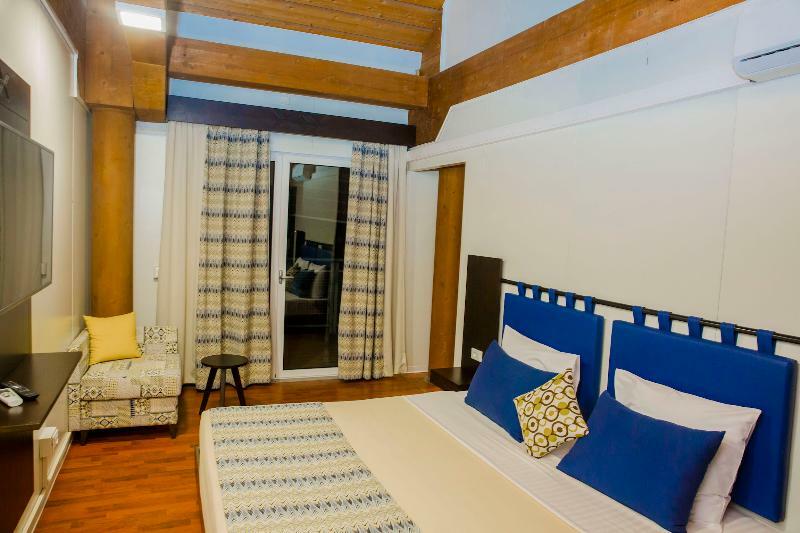 Dunia Hotel Ouagadougou Loumbila エクステリア 写真