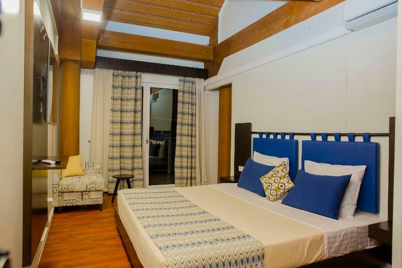 Dunia Hotel Ouagadougou Loumbila エクステリア 写真